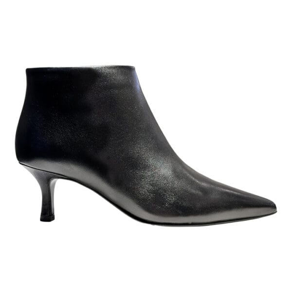 3039 NAPPA NERO - LARA MAY